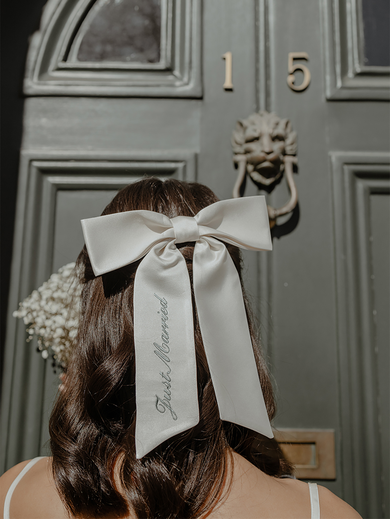 GIGI AND OLIVE Ivory Bow Phrase