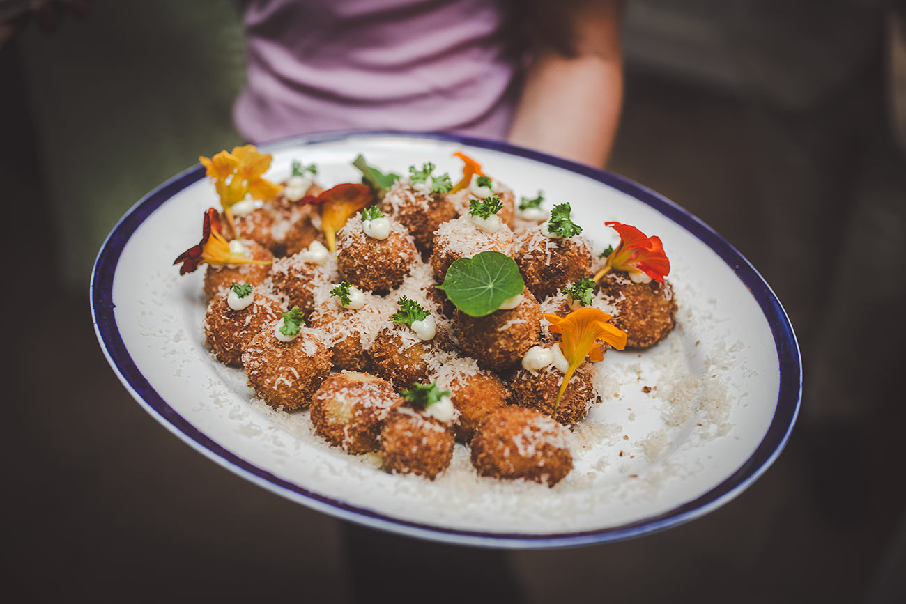 Grace And Ryan Potager Gardens HI RES U Got The Love For Wed Magazine 08 1D9A6797