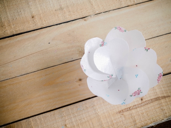 HandmadePaperflowers(60of95)