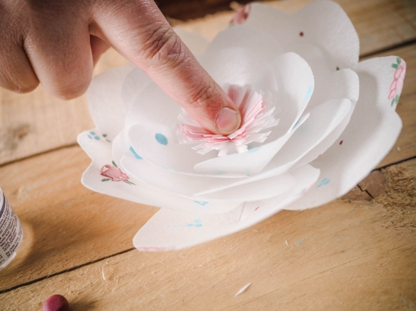 HandmadePaperflowers(78of95)