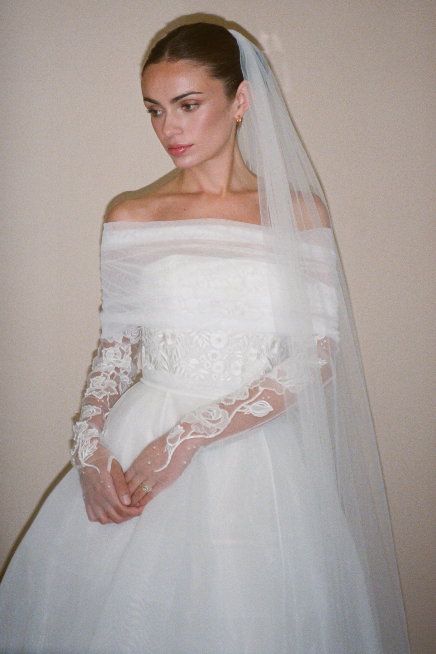 HdeP WIY Pearl Glove