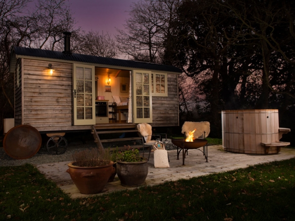 Honeymoons In Cornwall Classic Glamping