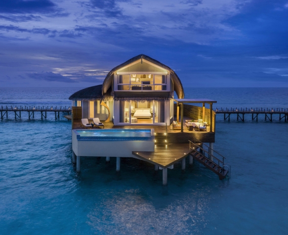 JW MLEJS Duplex Overwater Villa Exterior Twilight(2)