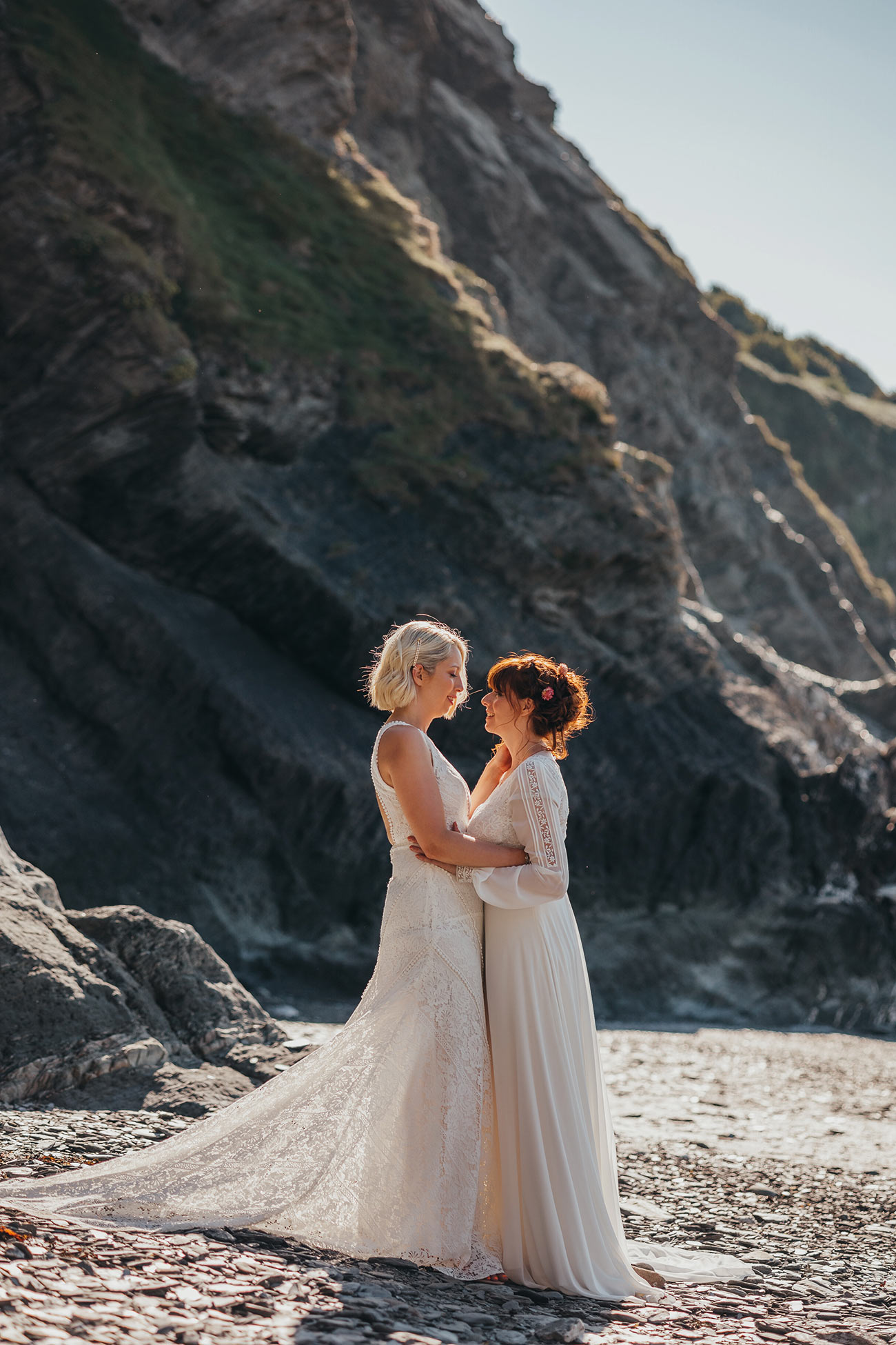 Jess Ruth Real Wedding Tunnels Beaches Cornwall Coastal Bride6