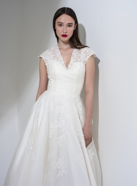 KATEWALKER FREDABENNET BIS 6264 V1light