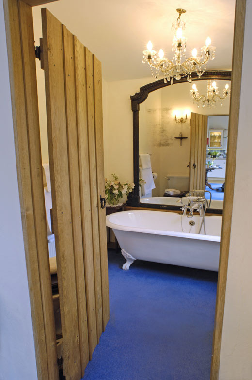 KINGFISHER FOLLY 2739 Highr