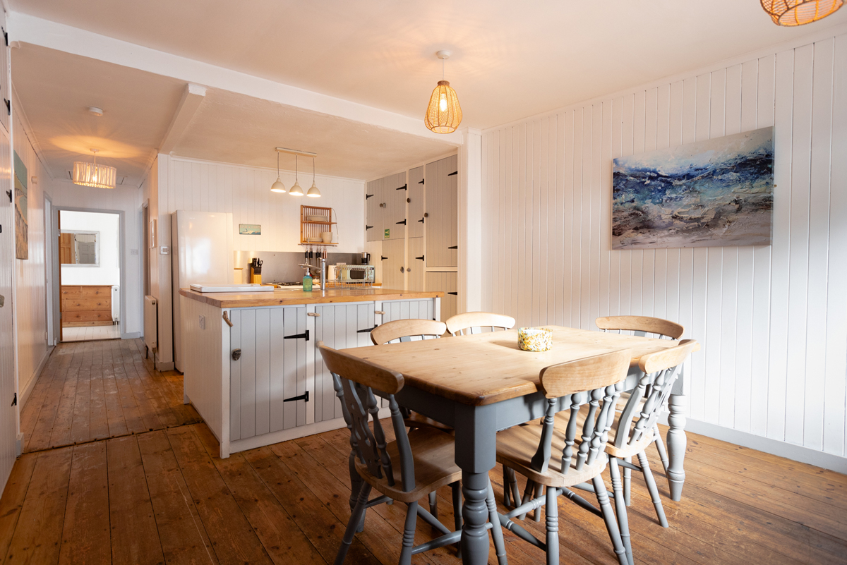 LG Accomodation(72) 2