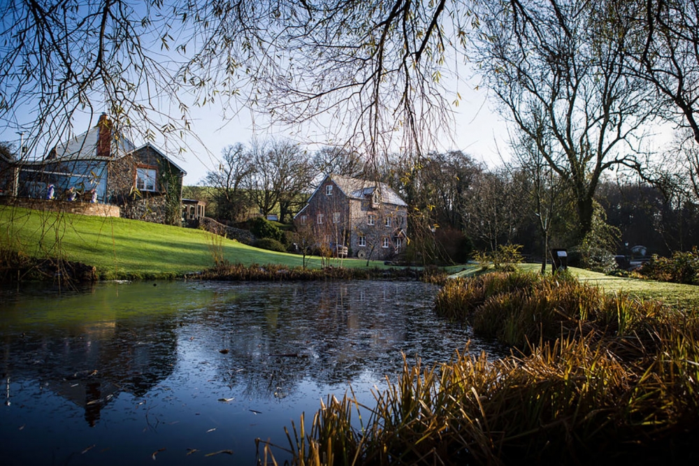 Pure And Simple Wedding At Millbrook Estate Devon