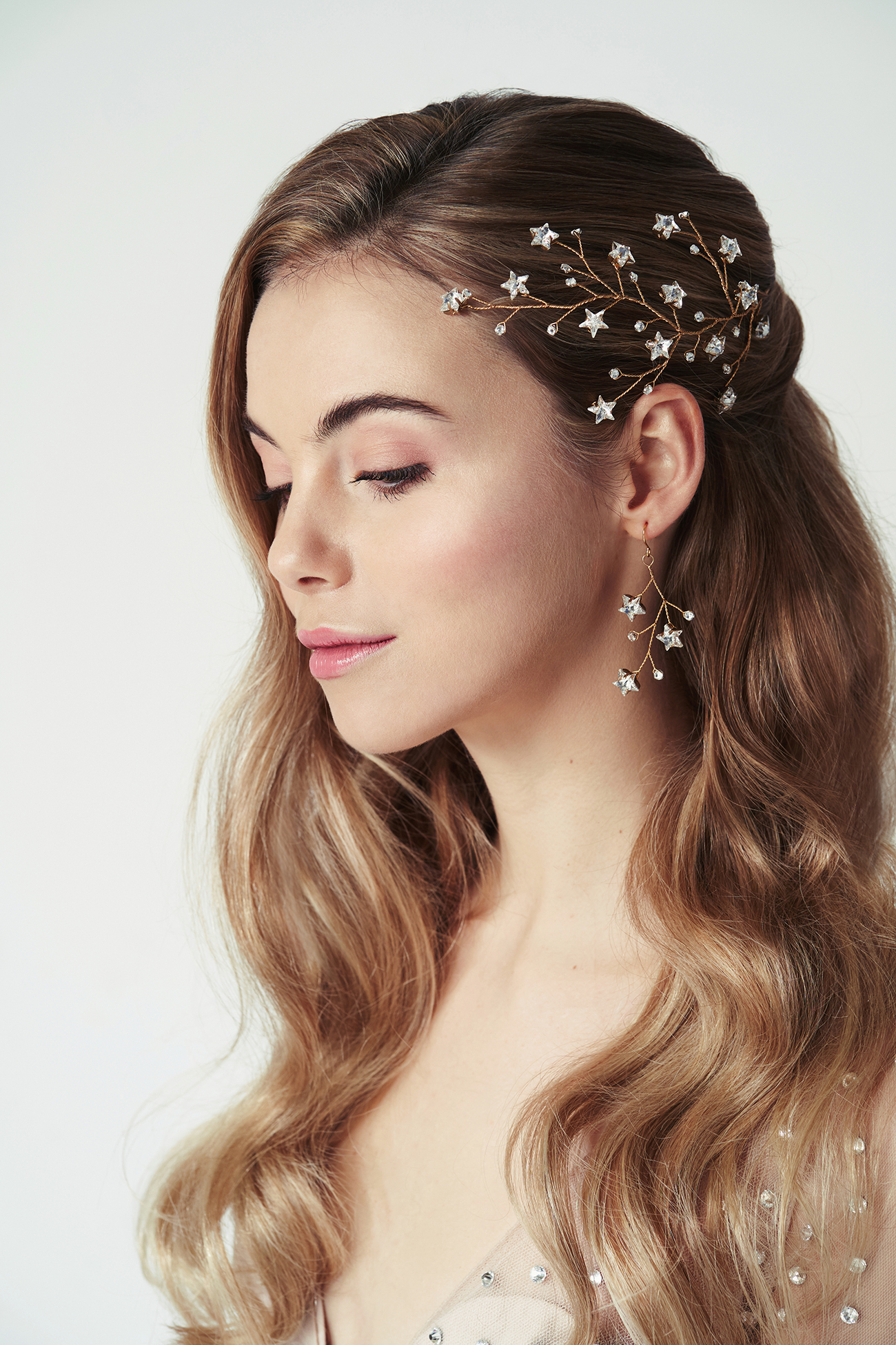 Lunella Swarovski Star Cluster Hairvine And Lunaria Earrings Set By Debbiecarlisle.com £245