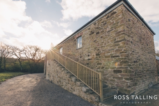 Nancarrow Farm Ross Talling Wedding Photography 3(pp W890 H593)