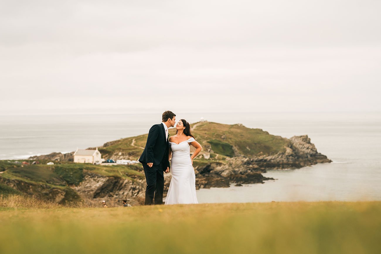 RE EDITED ANT + KERRIE A7R 85MM 42