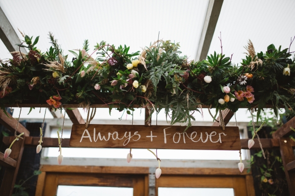 RusticStyleWeddingDecor(8of67)