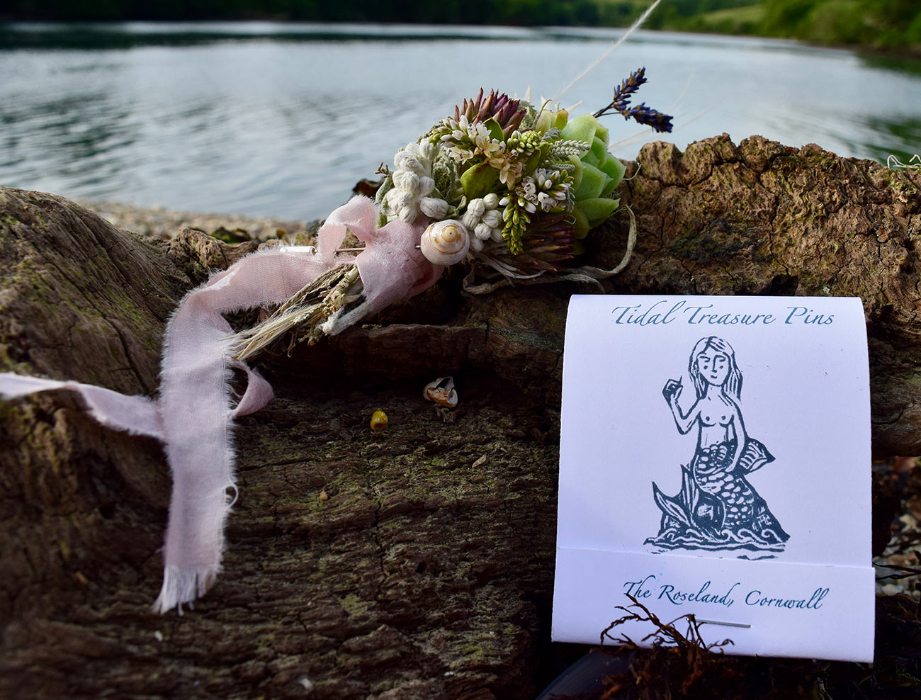 Seaside Wedding Accessories