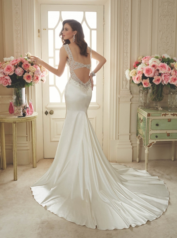 Silhouetteweddingdresses(18of18)