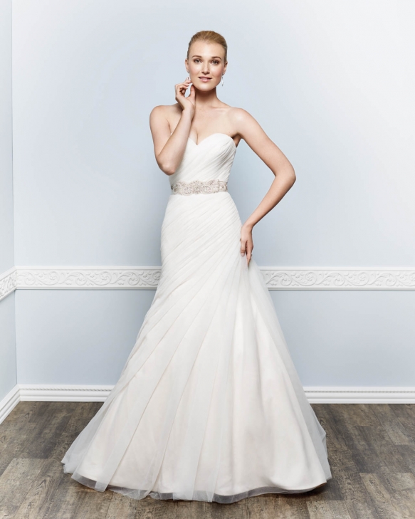 Silhouetteweddingdresses(4of18)