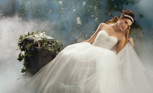 TRADITIONAL Alfred Angelo D