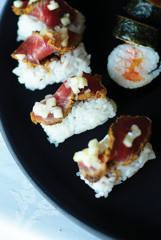 The Round Kitchen Wed160086