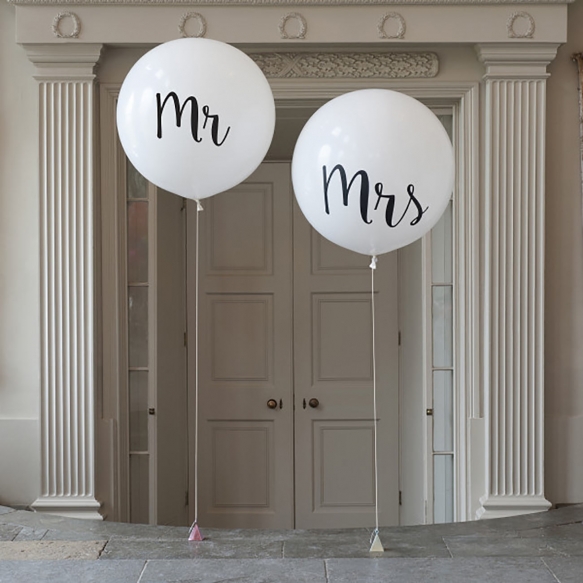 WEDDING Mr And Mrs Giant Balloons