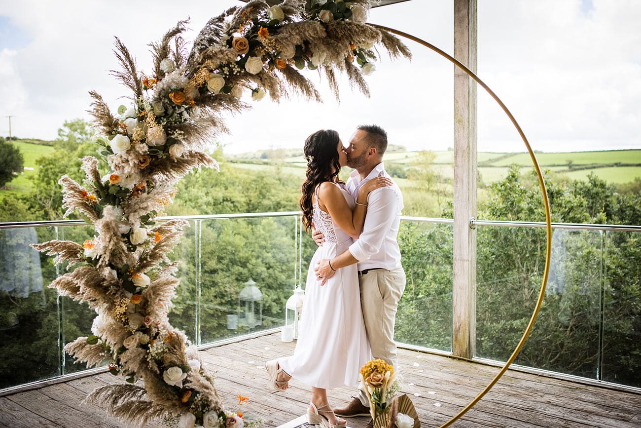 Wedding Photographer Devon Freeform Images