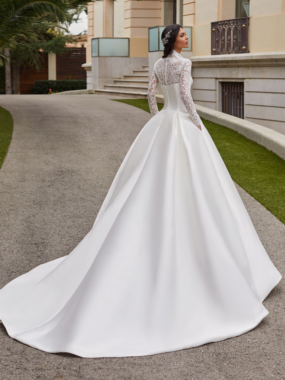 Bridalstudpronovias5