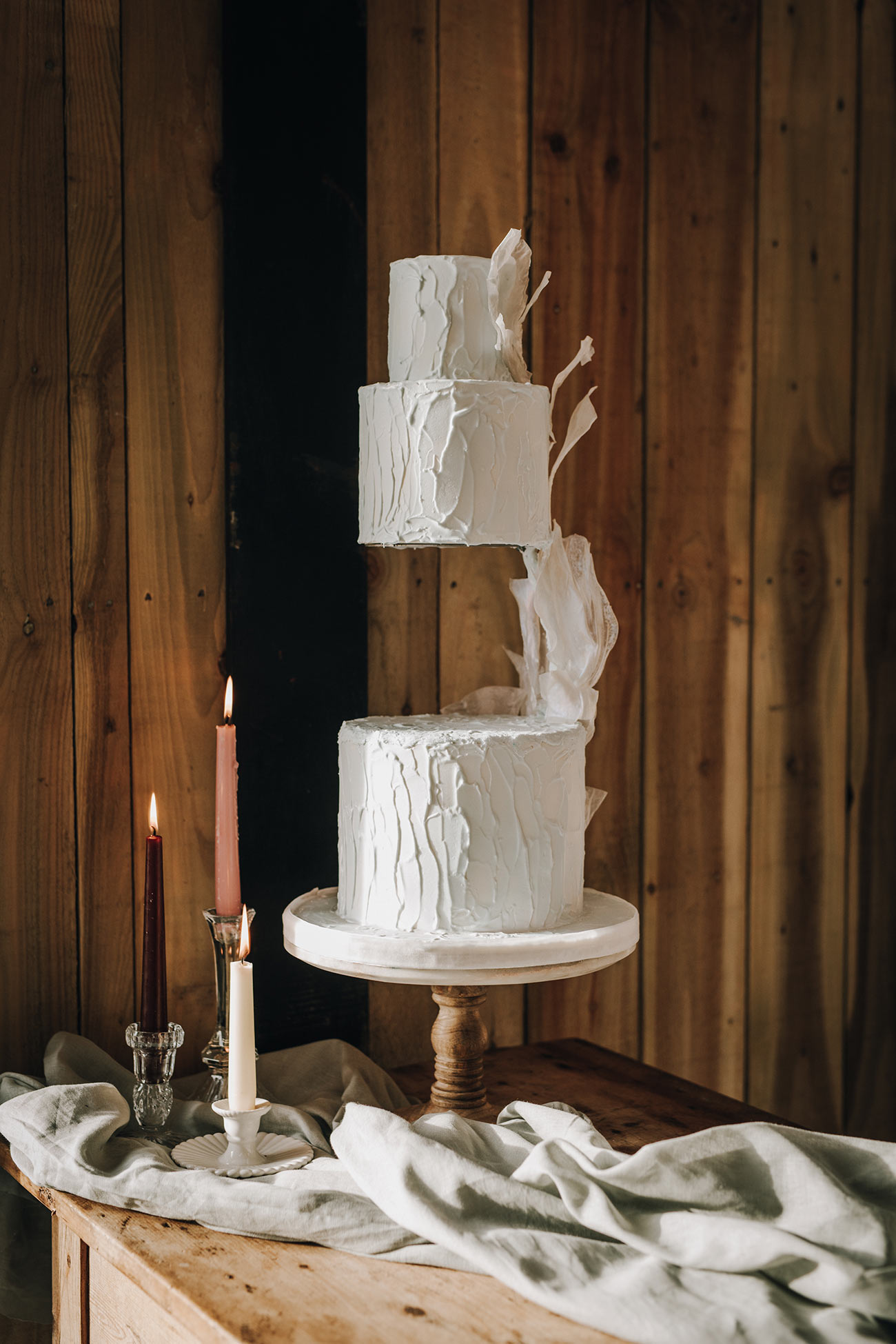Cakes Wed Magazine Devon Cornwall Bride Groom3