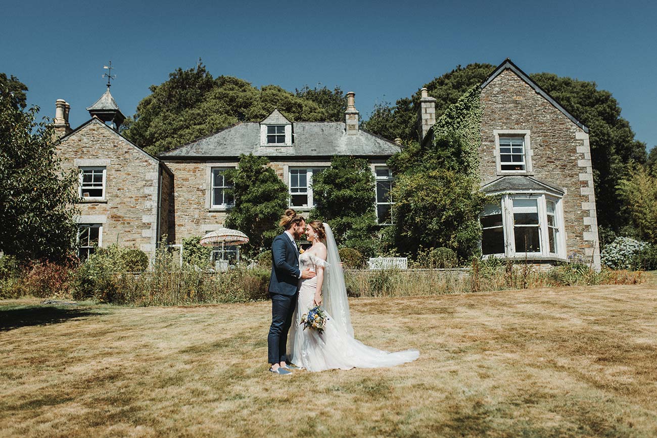 Carwinion Photoshoot Wed Styling Cornwall Bride Groom21
