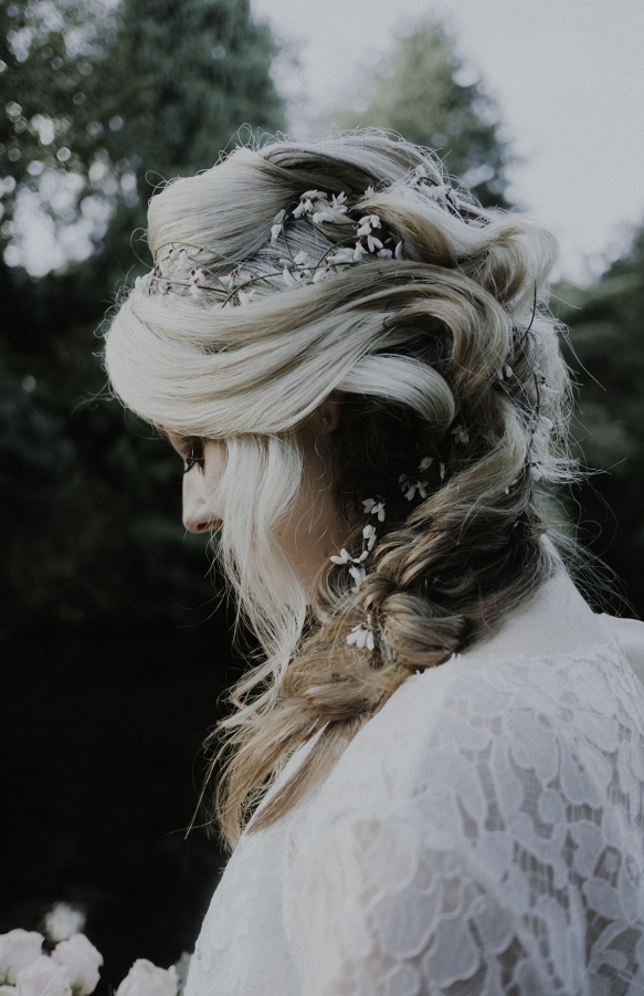 'Damsels in Distress' bridal shoot