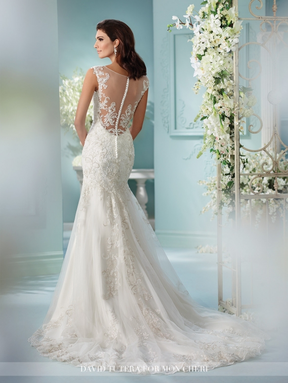 Daringweddingdresses11