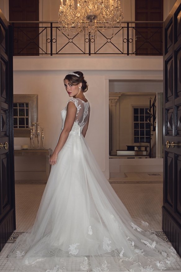 Daringweddingdresses8