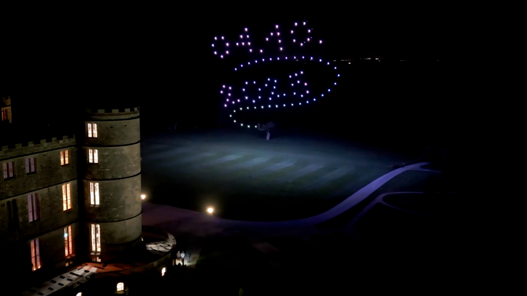 date-in-wedding-drone-show.