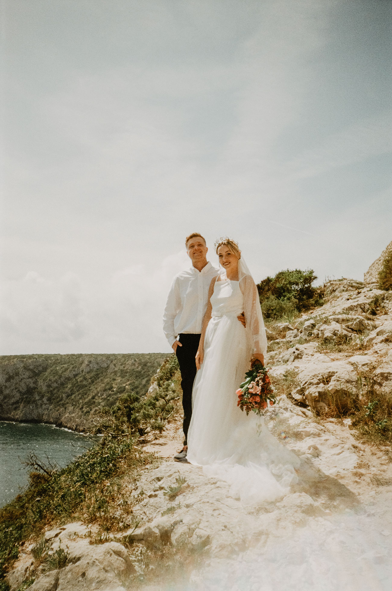 Elopement Guide How To Wed Inspiration Intimate Devon Cornwall Bride Groom2
