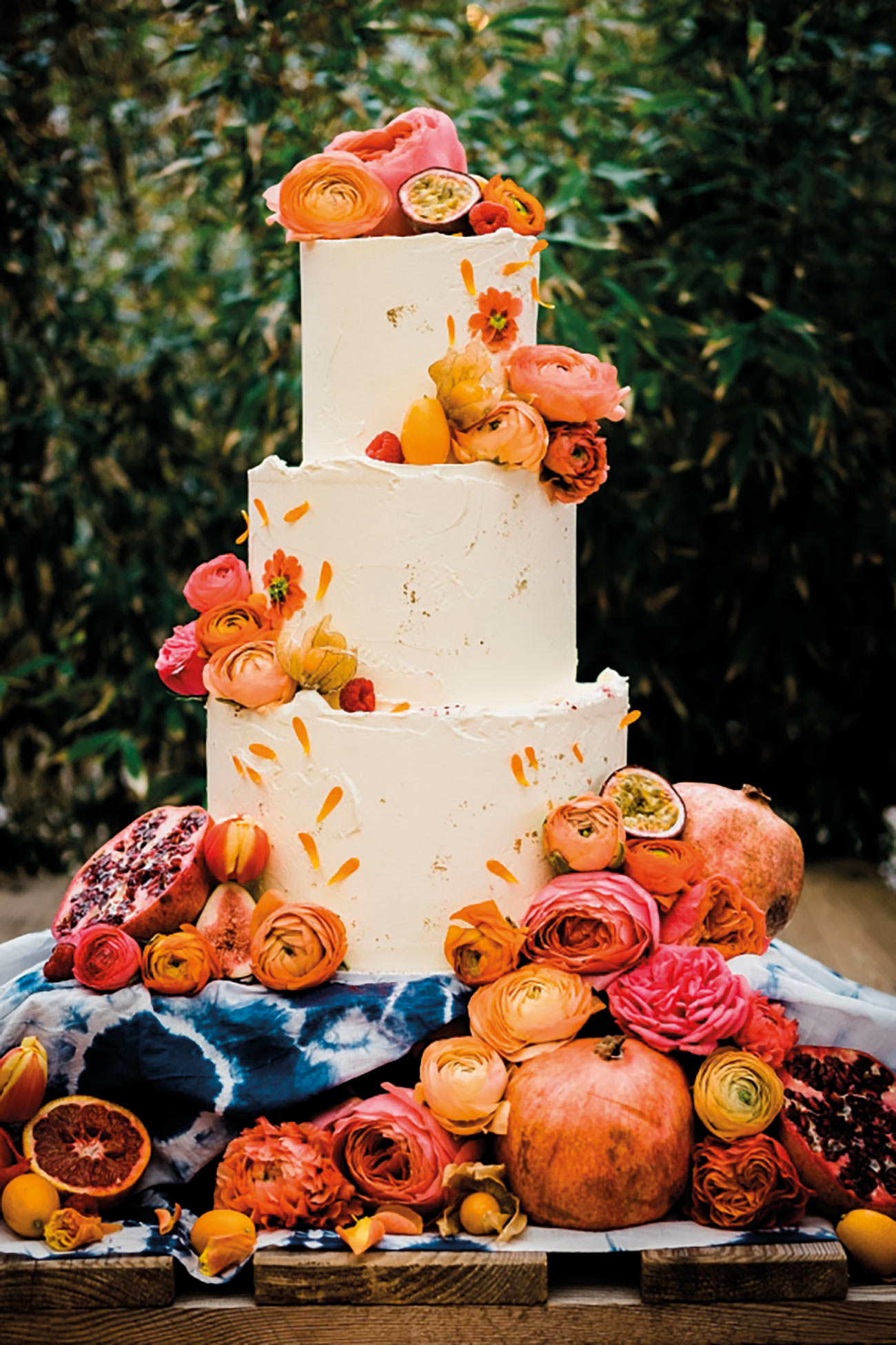Fresh Fruit Cakes Feature Wed Magazine Devon Cornwall Bride Groom3