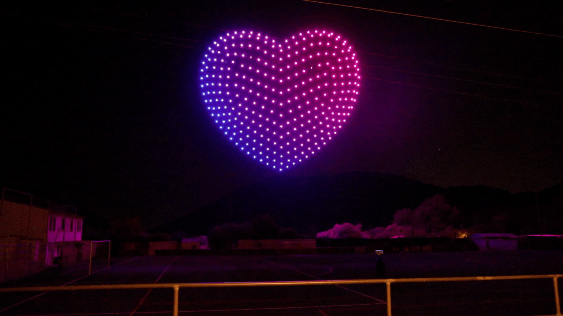 heart-wedding-drone-show