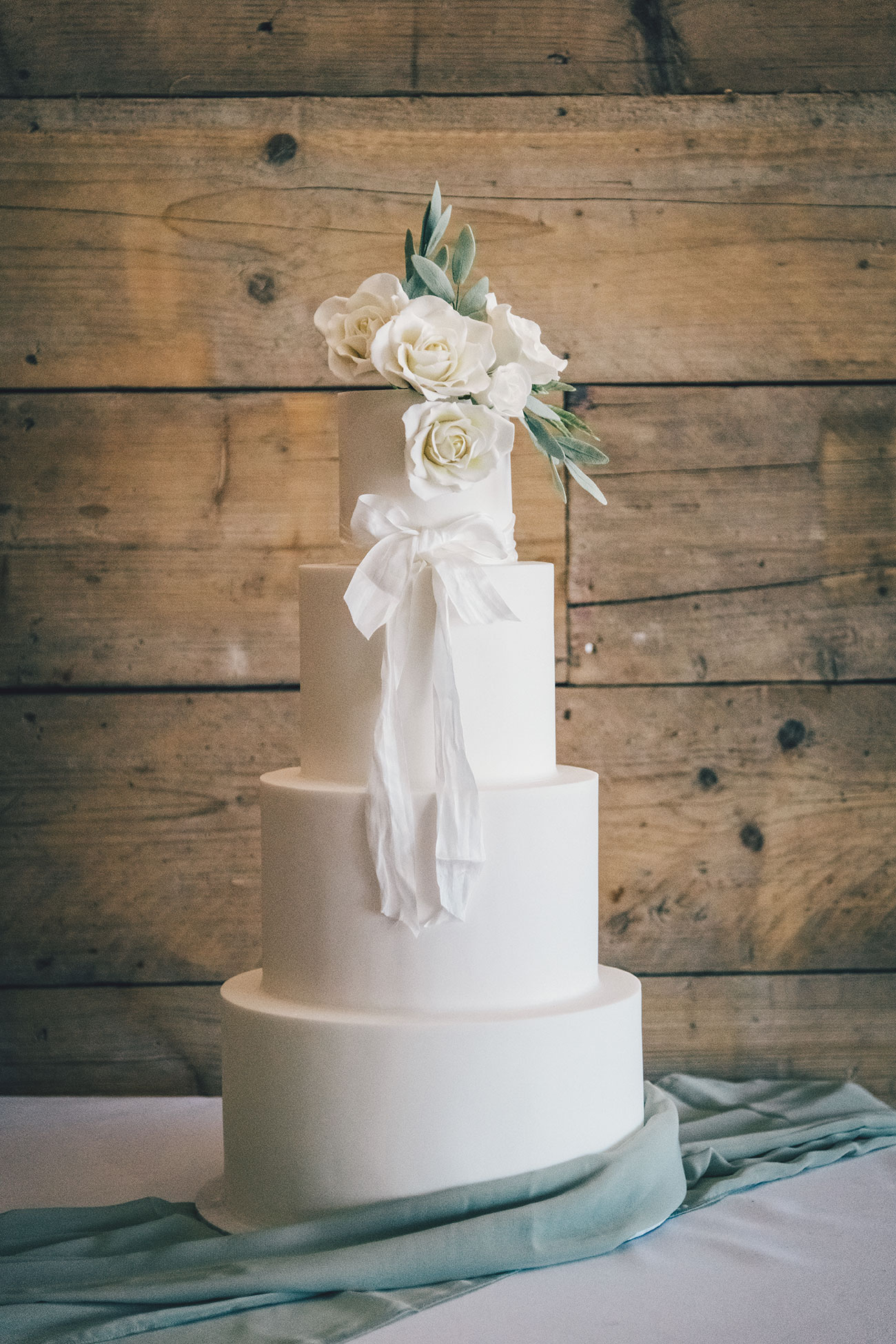 Kingston Estate Styled Shoot Elegant Opulent Wed Bride Groom11