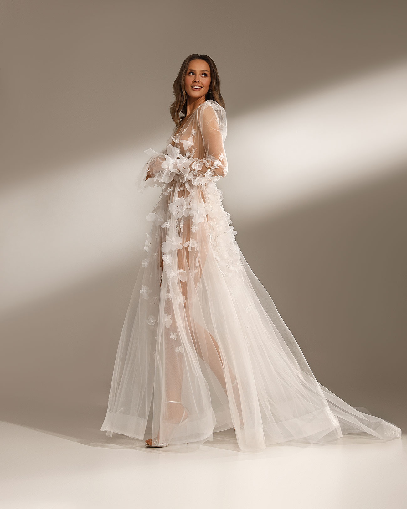 Nola Grey Luxury Bridal Wear Brides Wedding Dresses Veils6