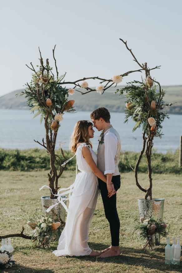 Outdoorweddingcornwall1