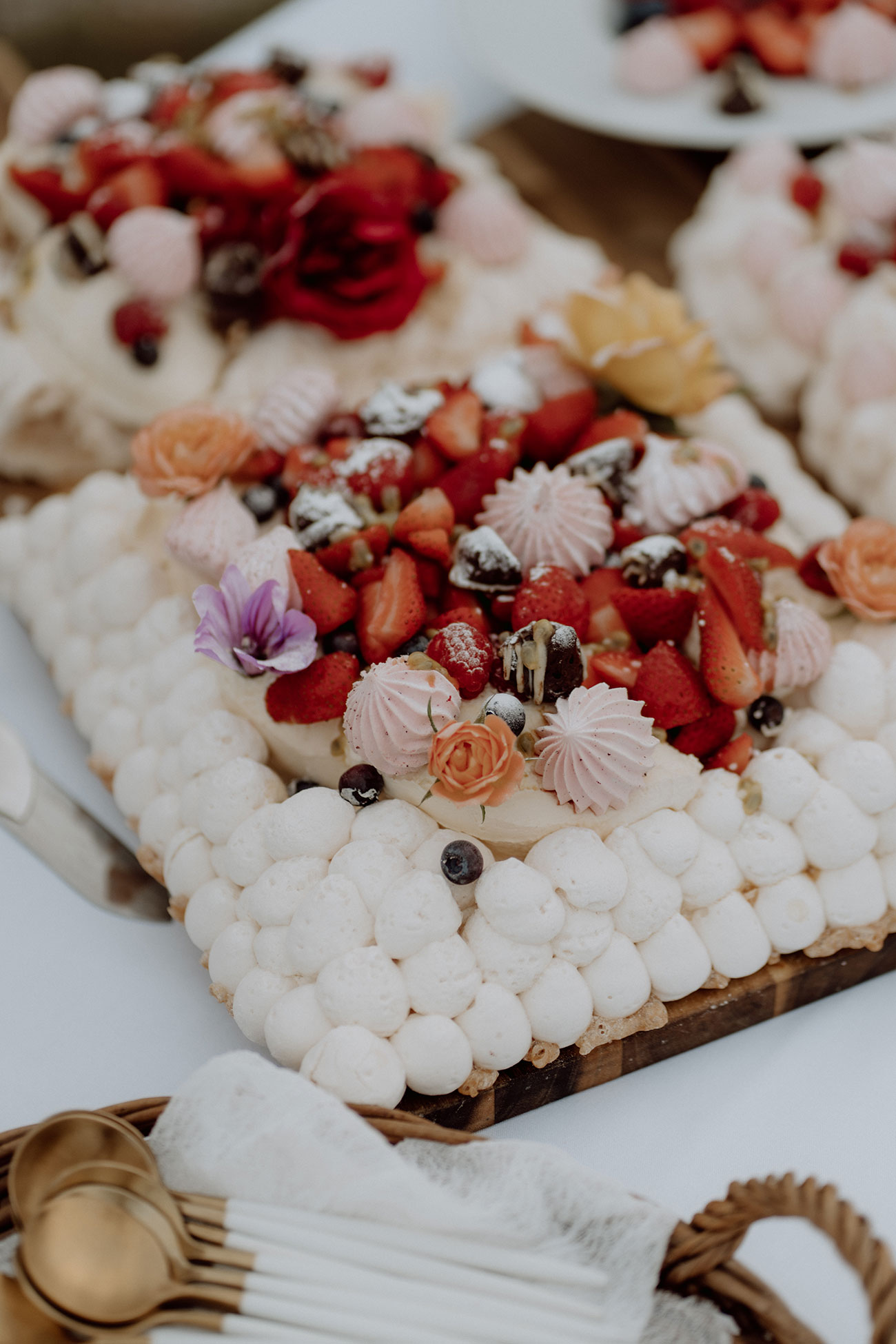 Real Wedding Boconnoc Cornwall Country Flowers Bride Groom17