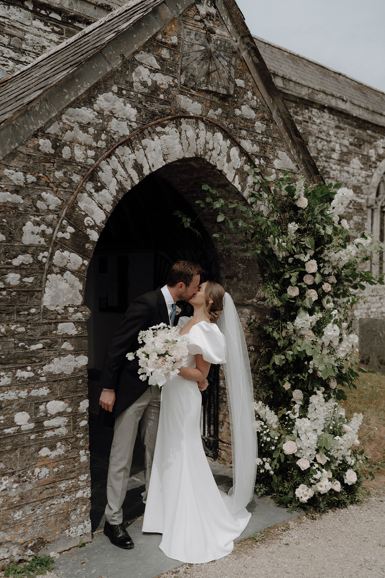 Real Wedding Boconnoc Cornwall Country Flowers Bride Groom3