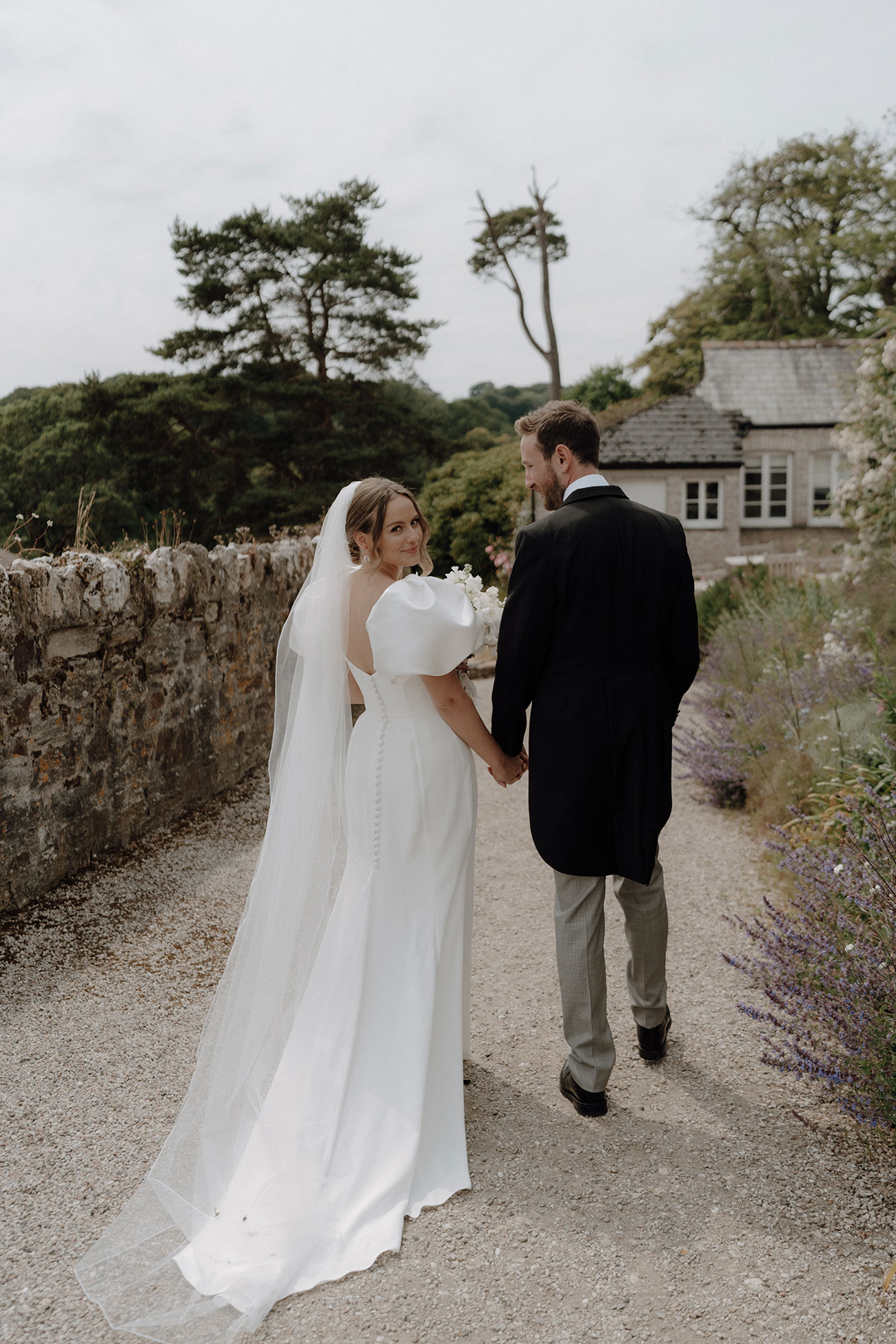 Real Wedding Boconnoc Cornwall Country Flowers Bride Groom5