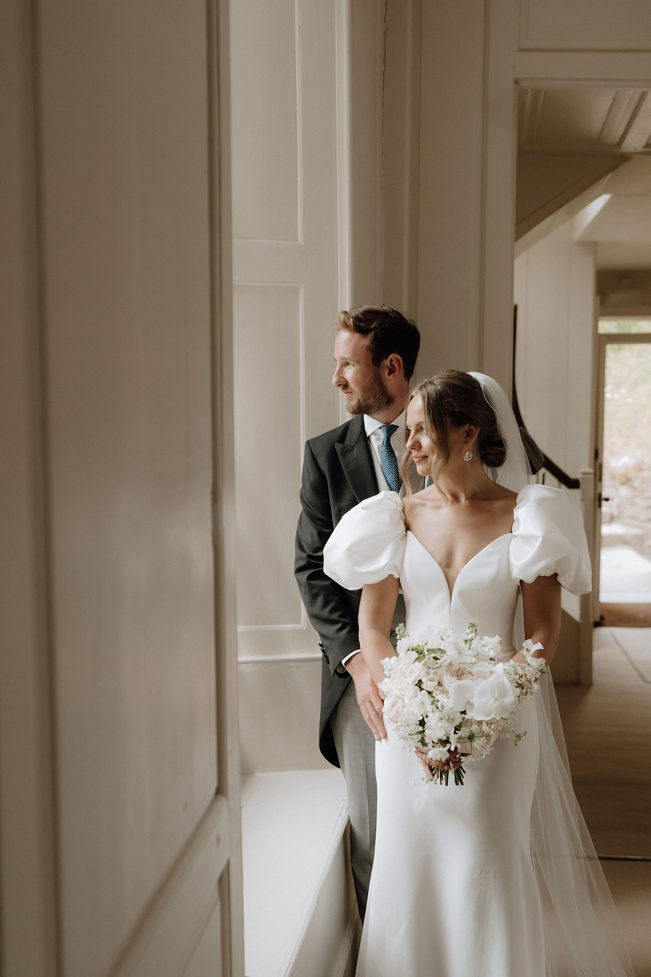 Real Wedding Boconnoc Cornwall Country Flowers Bride Groom6