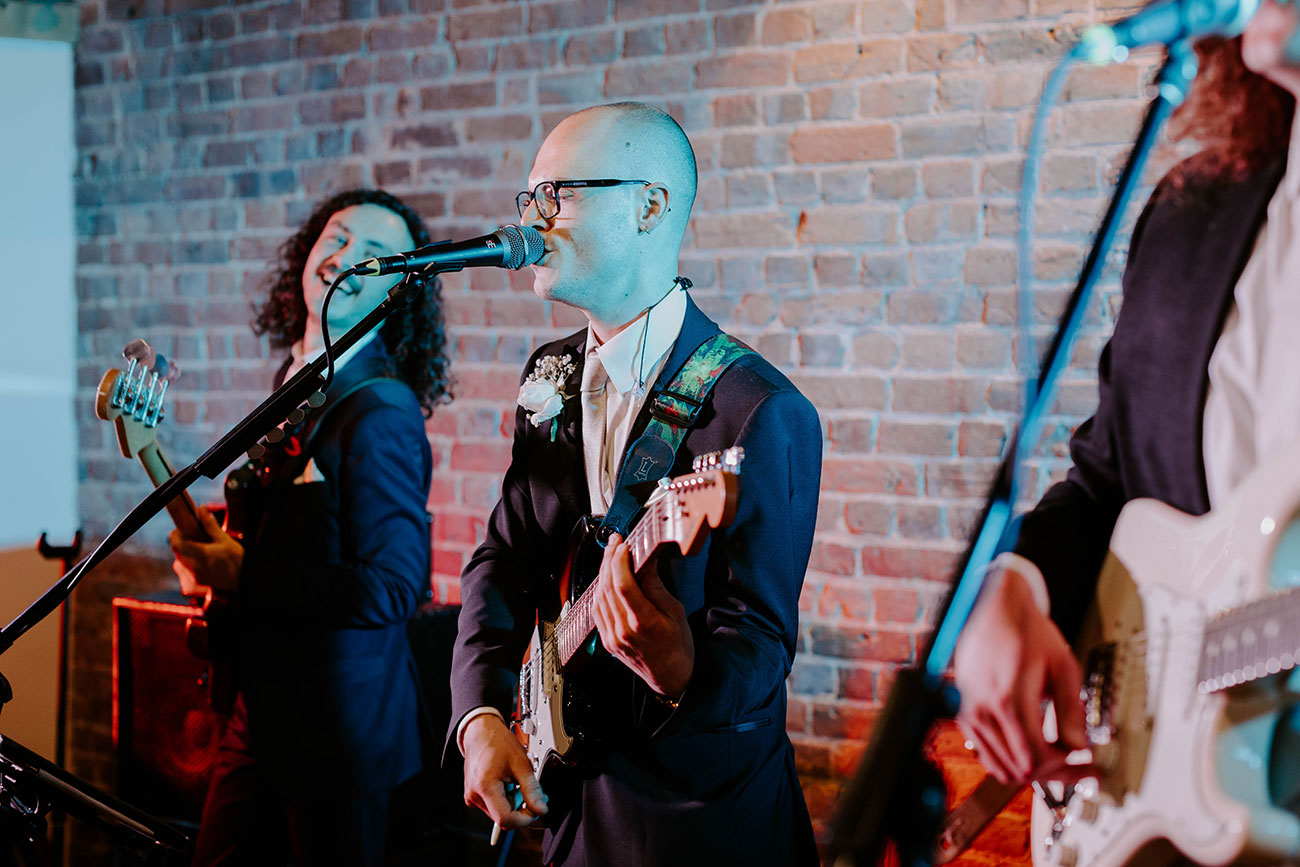 Real Wedding Brickhouse Vineyard Music Styling Bride Groom25