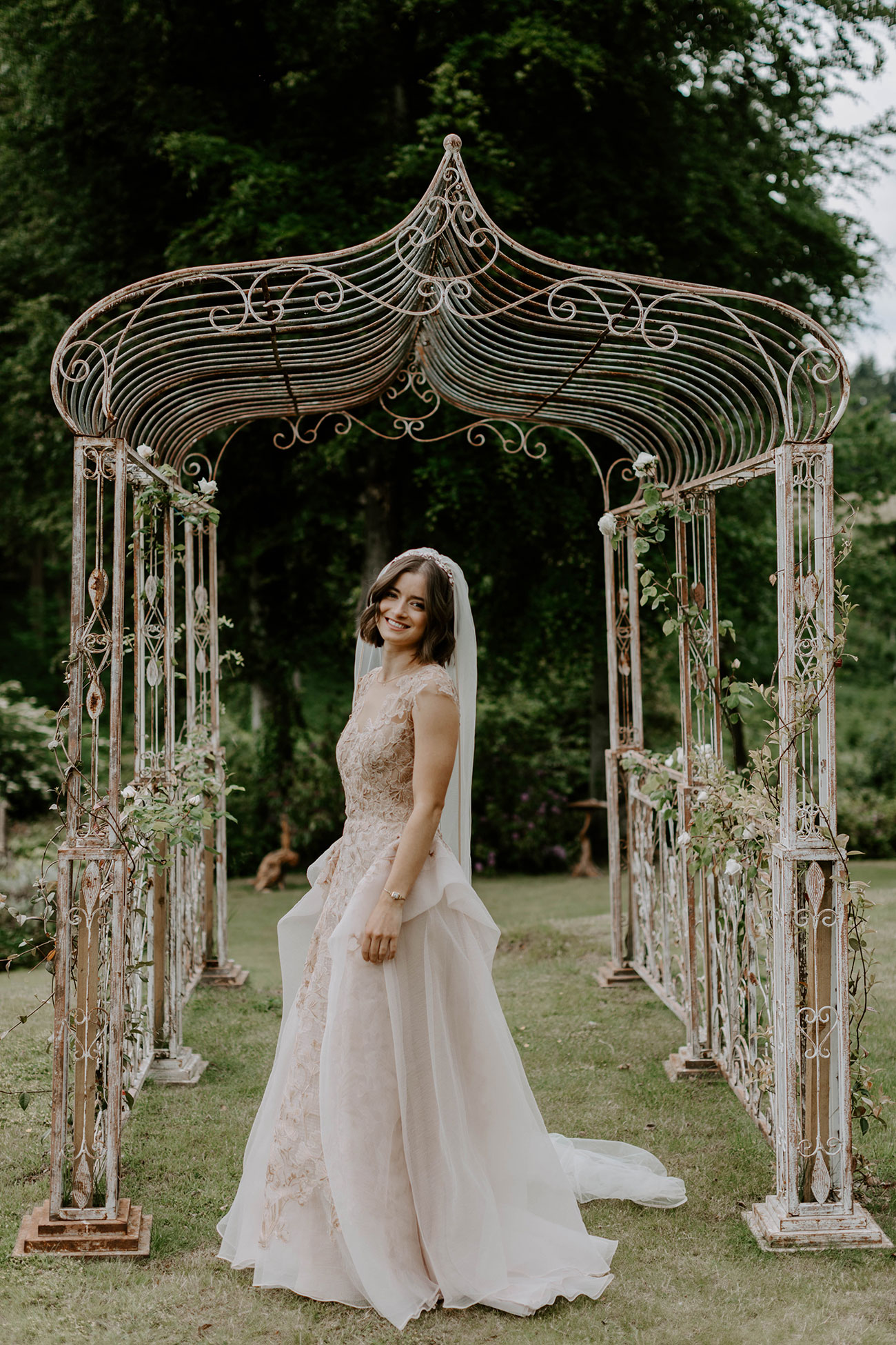 Real Wedding Brickhouse Vineyard Music Styling Bride Groom5