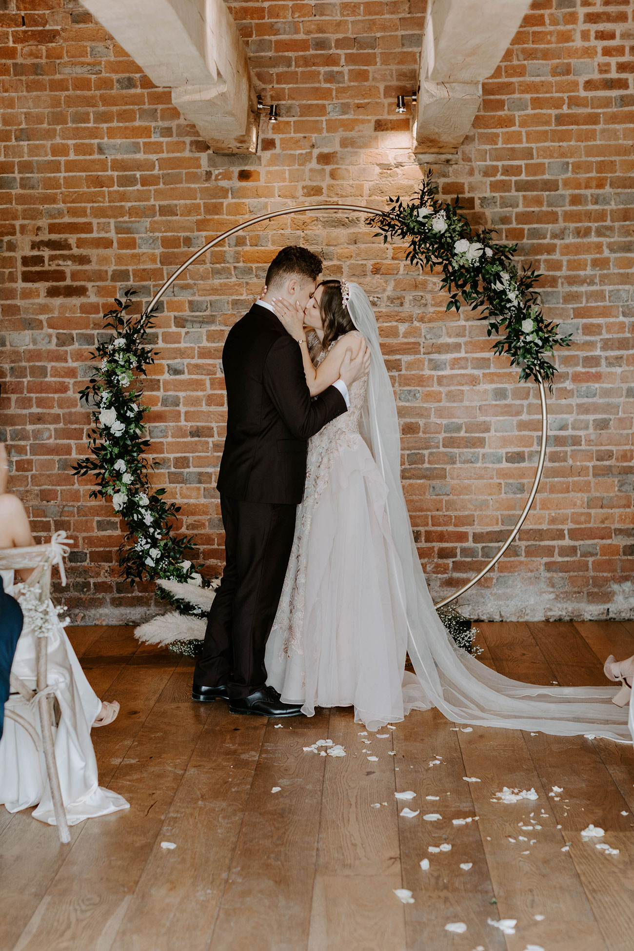 Real Wedding Brickhouse Vineyard Music Styling Bride Groom8