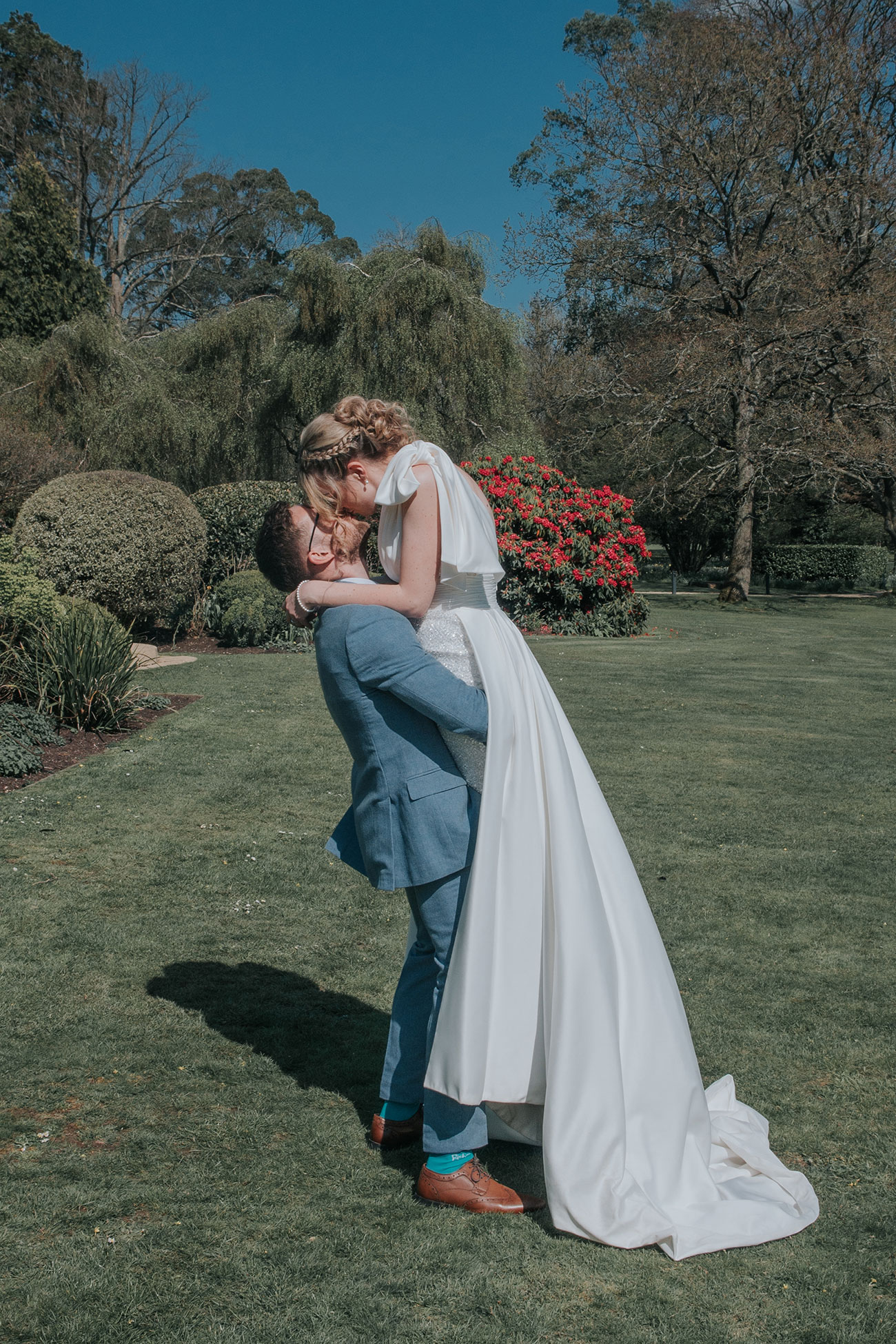 Real Wedding Deer Park Devon Spring Flowers Bride Groom8