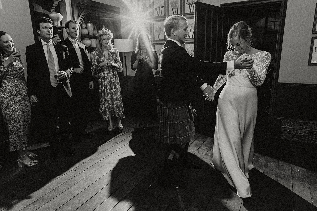 Real Wedding Hotel Endsleigh Devon Dartmoor Flowers Autumn Bride Groom18