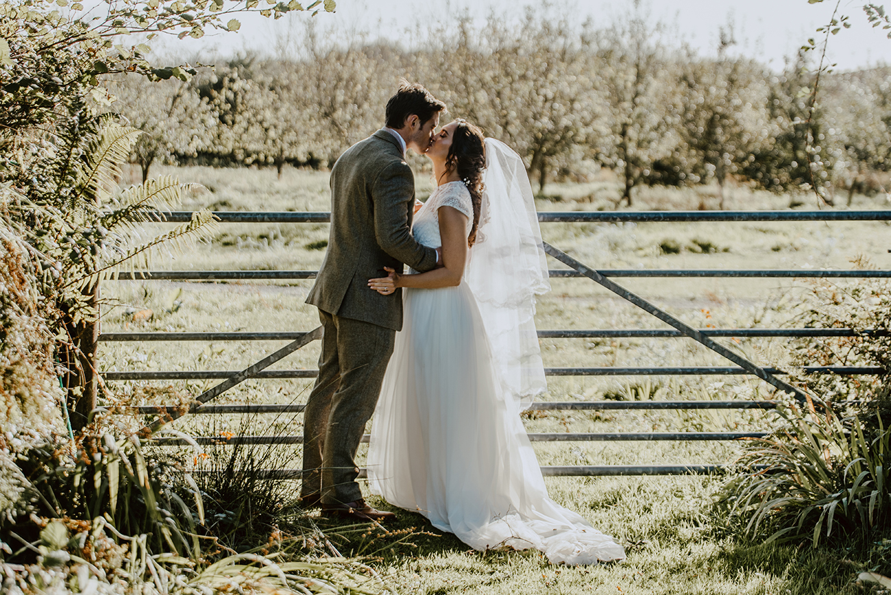 Real Wedding Knightor Winery Cornwall Kiss