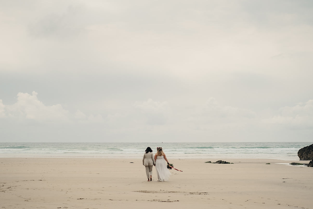 Real Wedding Lusty Glaze Beach Coastal Bride15