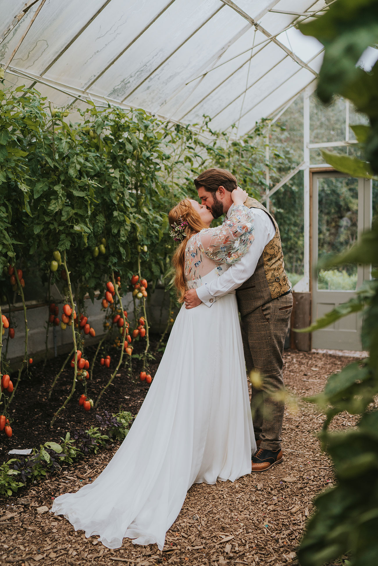 Real Wedding Nancarrow Farm Cornwall Flowers Bride Groom Reception Food Drink15