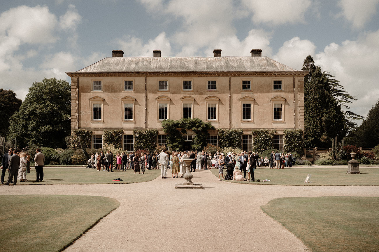 Real Wedding Pencarrow Festival Cornwall Music Dancing Bride Groom1