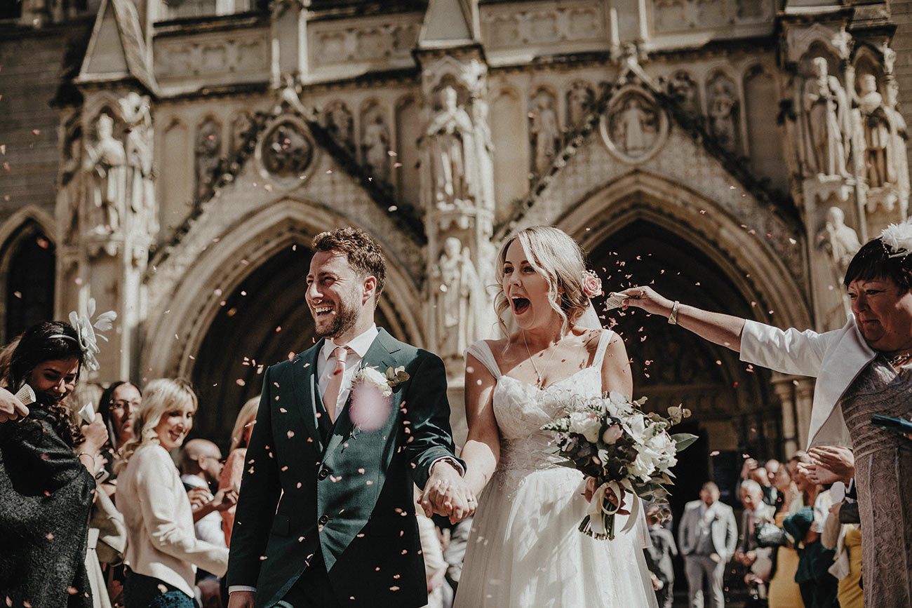 Real Wedding Scorrier House Cornwall Wed Bride Groom21